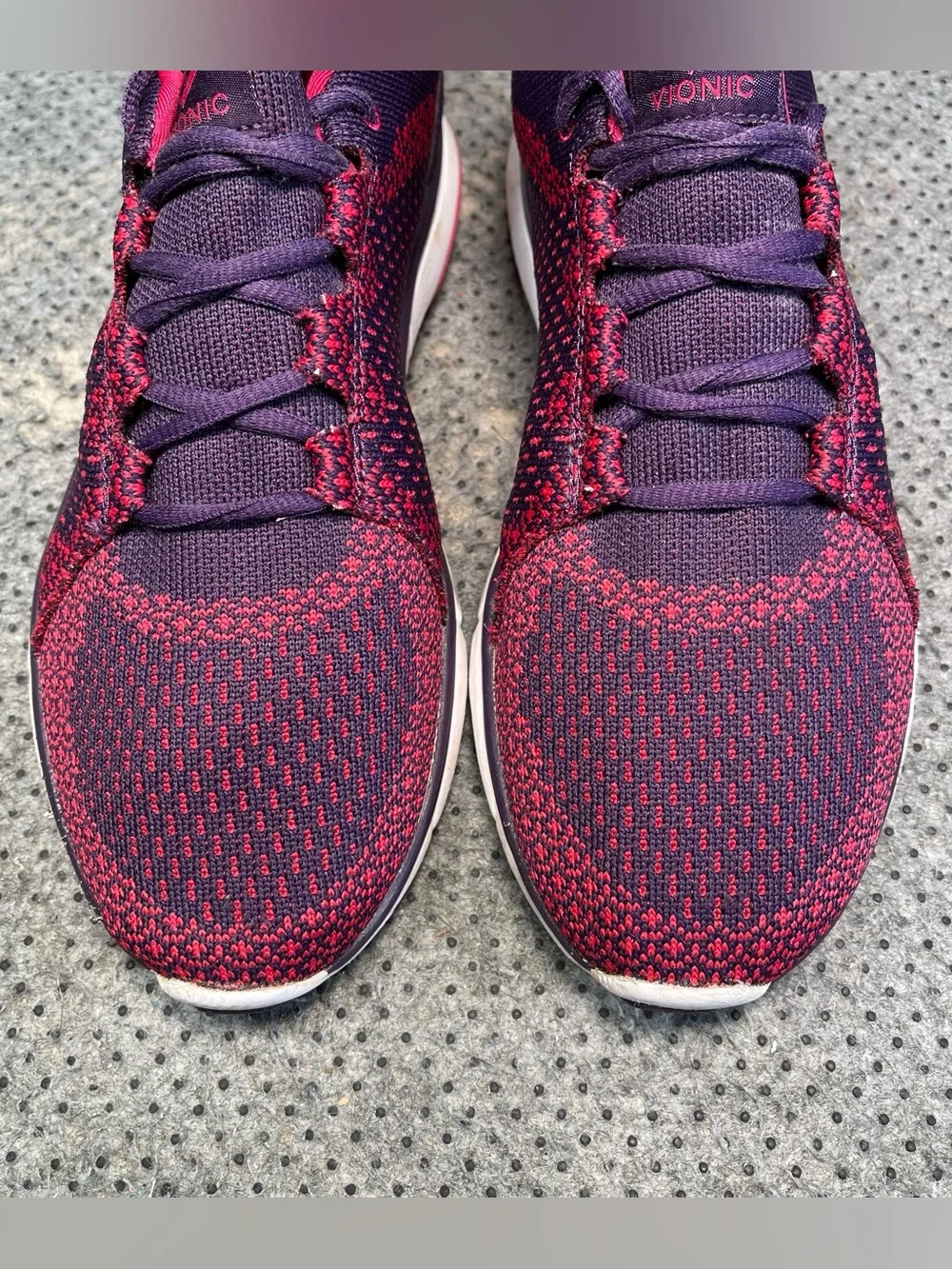 Vionic Sierra Knit Athletic Shoes Size 9 Men’s